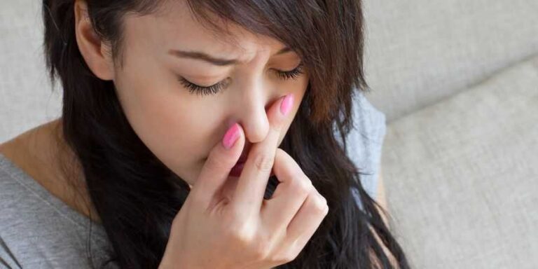 Dolor de frío en la nariz